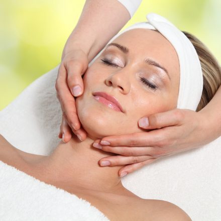 Pielęgnacja twarzy Pielęgnacja twarzy